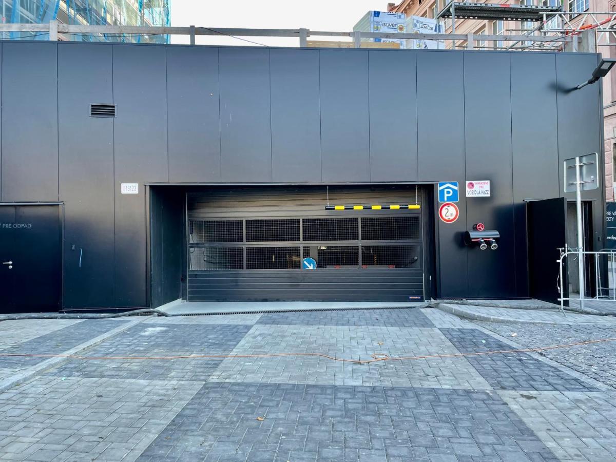 Central Stay Pozsony Kültér fotó
