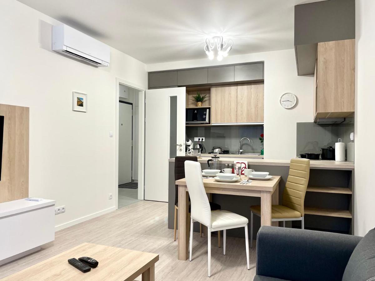 Central Stay Pozsony Kültér fotó